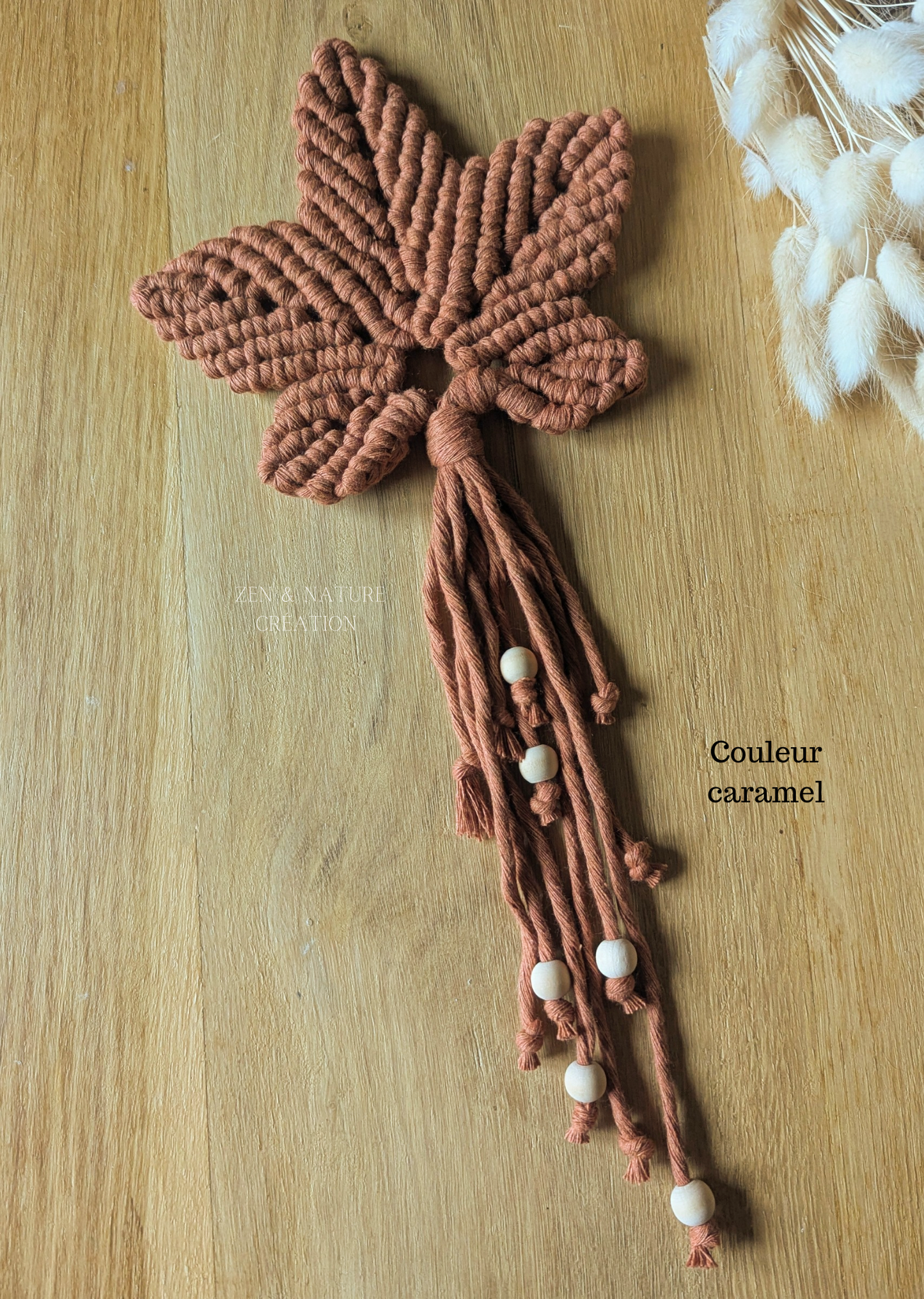 Feuille d’érable tissée en macramé artisanale