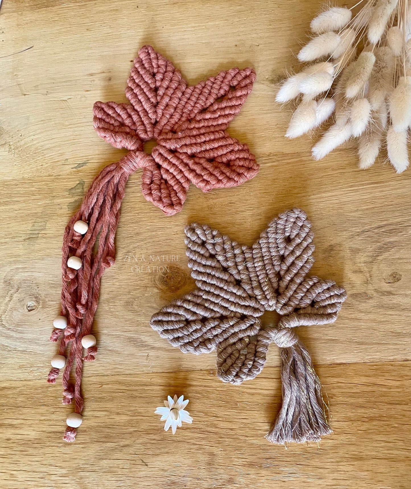 Feuilles d’érable tissées en macramé artisanales