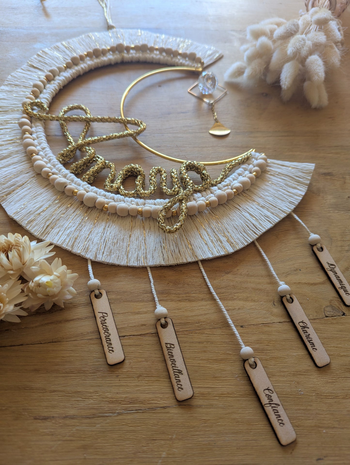 Suncatcher Attrape-soleil Lune personnalisée Intentions en macramé