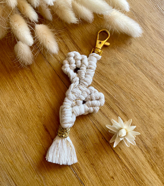 Grigri Tissage feuillage en macramé