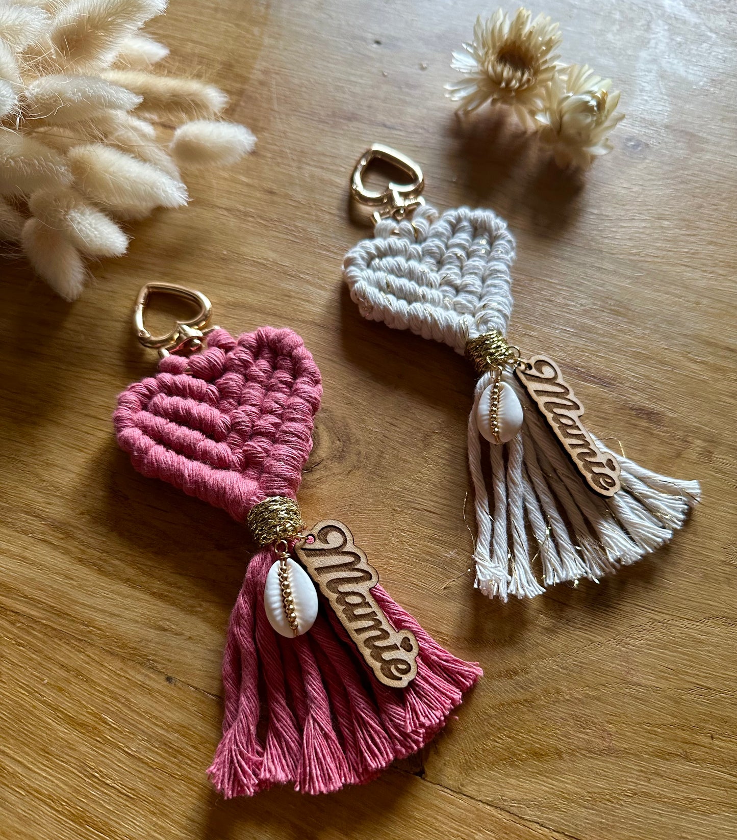 Porte-clé / Bijou de sac Cœur personnalisé mot ou prénom | Cauri  macramé