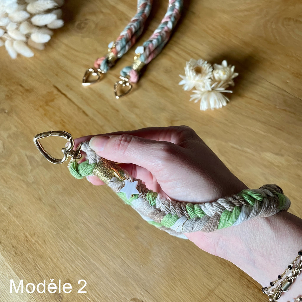 Porte-clé/sangle de téléphone tressé Fairy - macramé et nacre