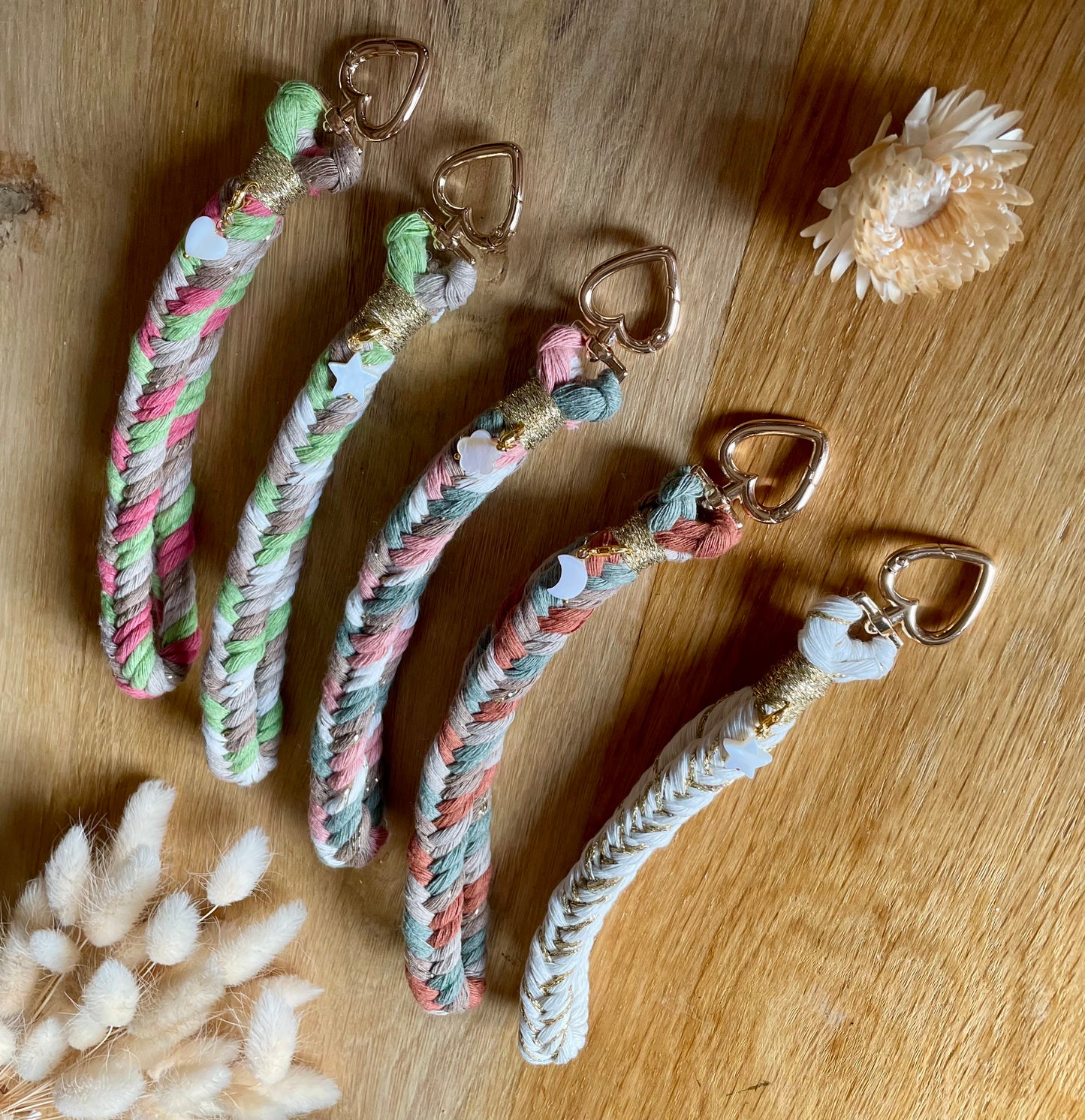 Porte-clé/sangle de téléphone tressé Fairy - macramé et nacre