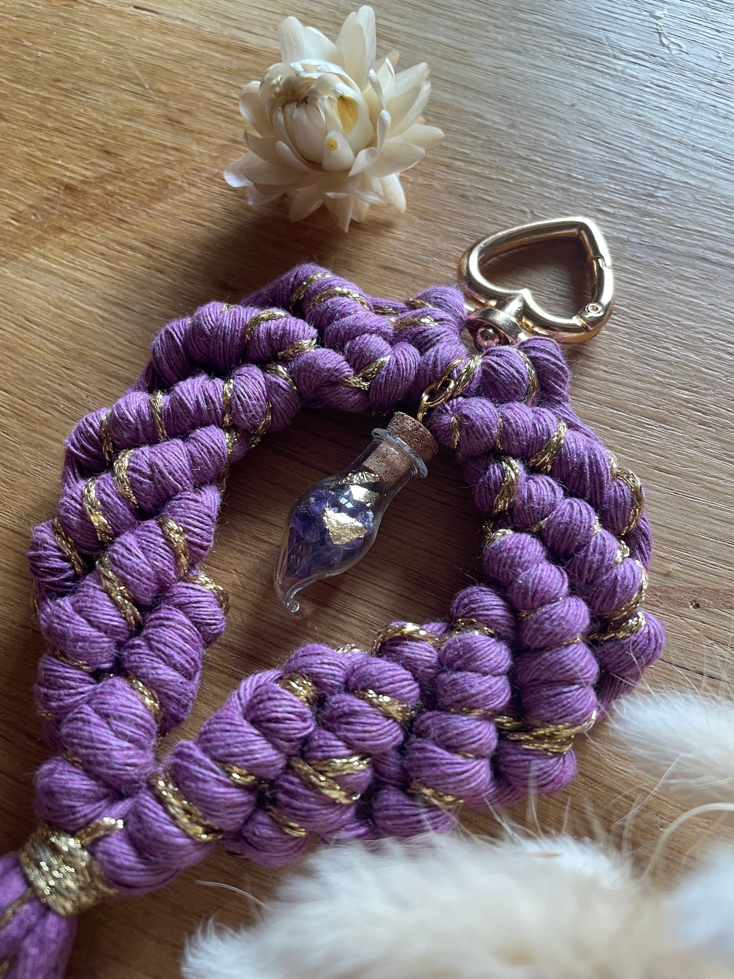 Bijou de sac / ornement Jasmine | Macramé Fiole Or Améthystes