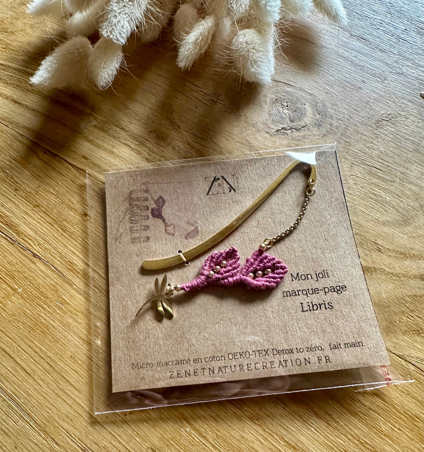 Marque-page en Micro-Macramé "Libris" | Feuillage Tissé & Pendentif Personnalisable