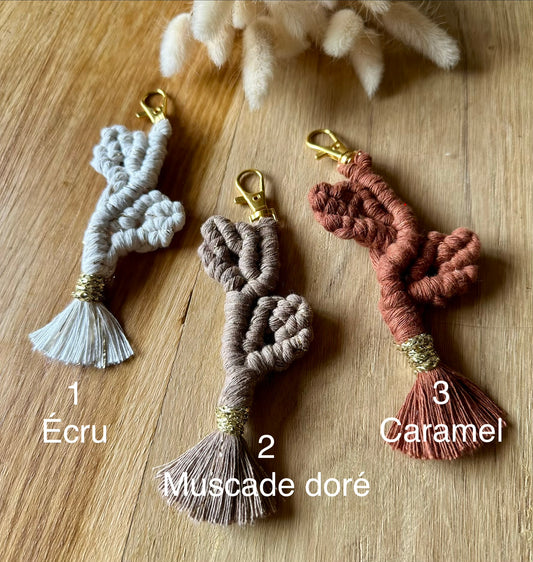 Porte-clé / bijou de sac artisanal en macramé