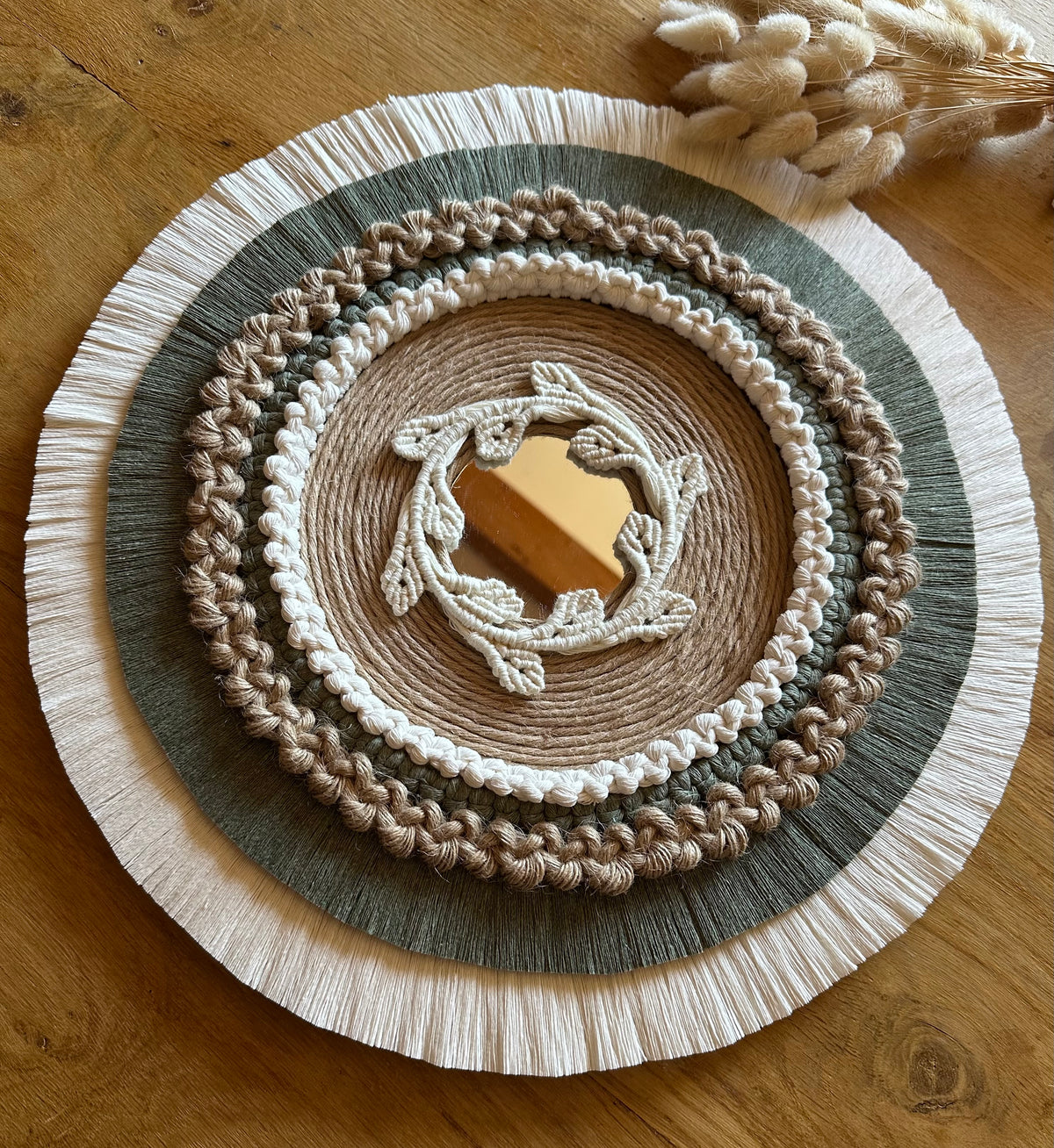 Décoration Murale Miroir en Macramé & Jute « Loreleï » (39 cm)