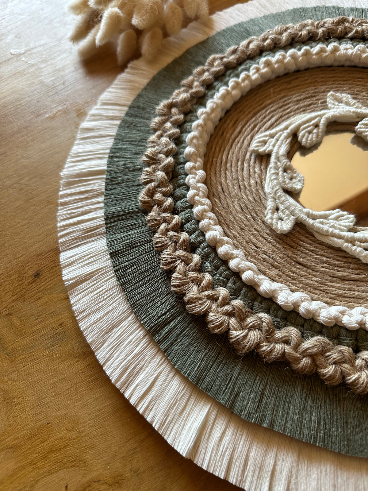 Décoration Murale Miroir en Macramé & Jute « Loreleï » (39 cm)