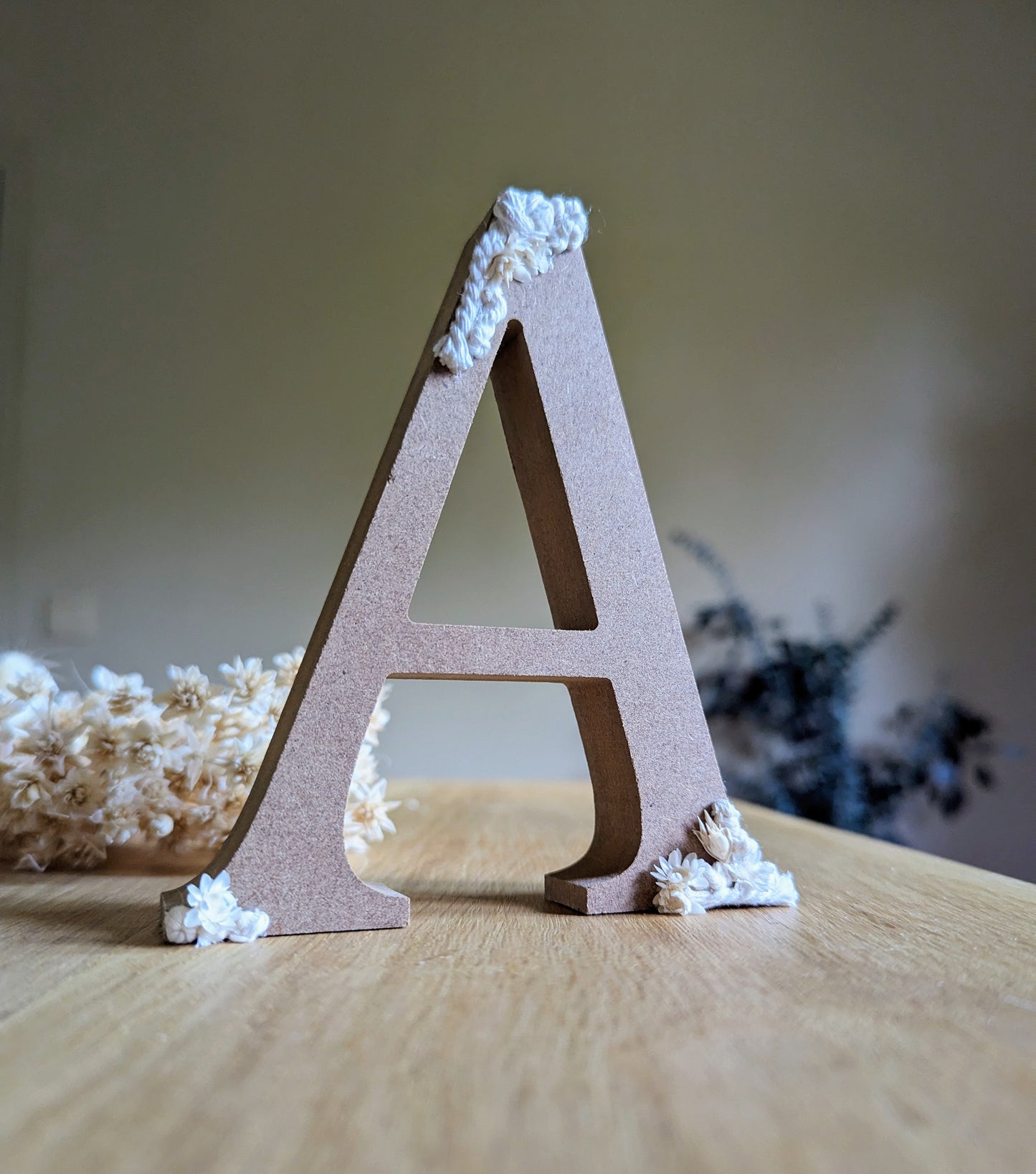 Lettre bois décorée 13 cm